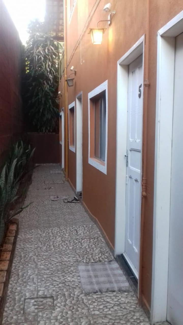 Hostel Trem Di Durmi Белу-Оризонти Номер фото
